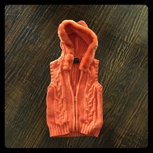 Children's Place Sweater Vest - Faux Fur Trim Size 3T